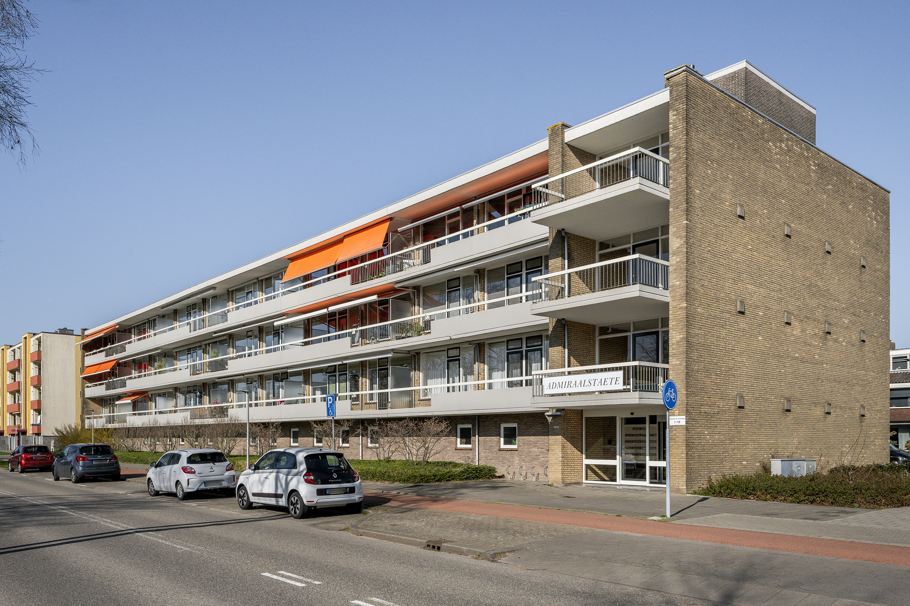 Admiraal de Ruyterweg 13