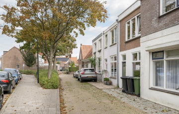 Brugstraat 16