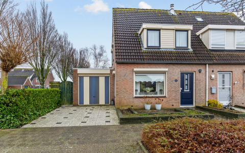 Burgemeester Bouwensestraat 54