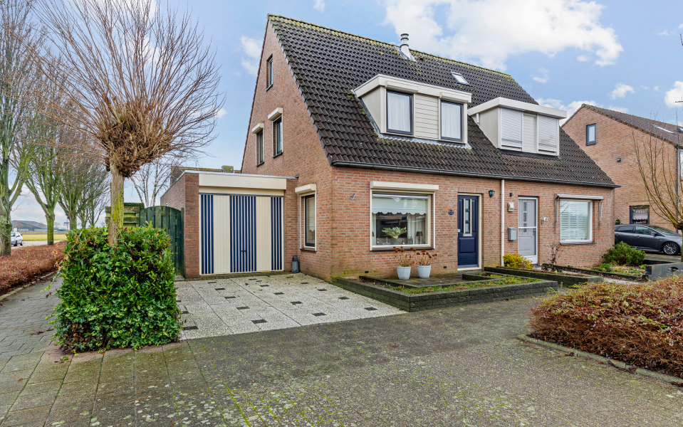 Burgemeester Bouwensestraat 54