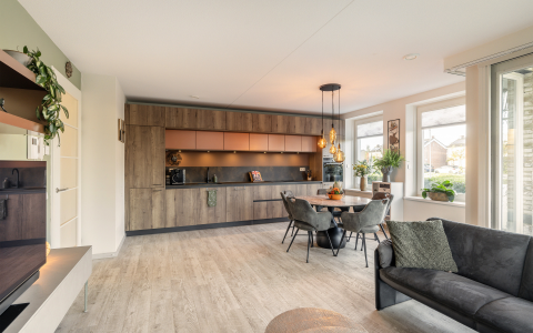 Appartement te koop: Frank van Borselenstraat 32, Sint-Maartensdijk