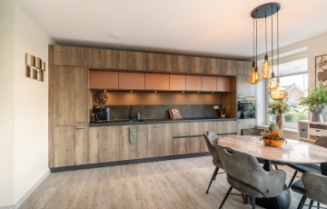 Appartement te koop: Frank van Borselenstraat 32, Sint-Maartensdijk