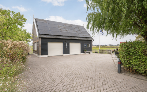 Hogeweg 67