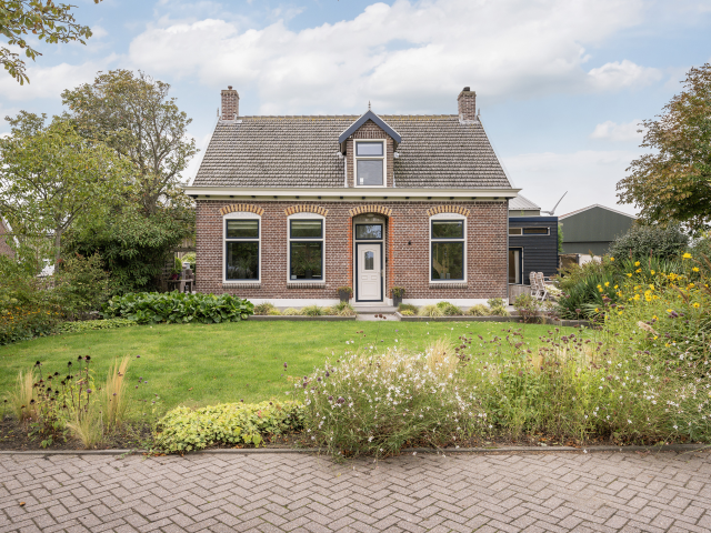 Hogeweg 67