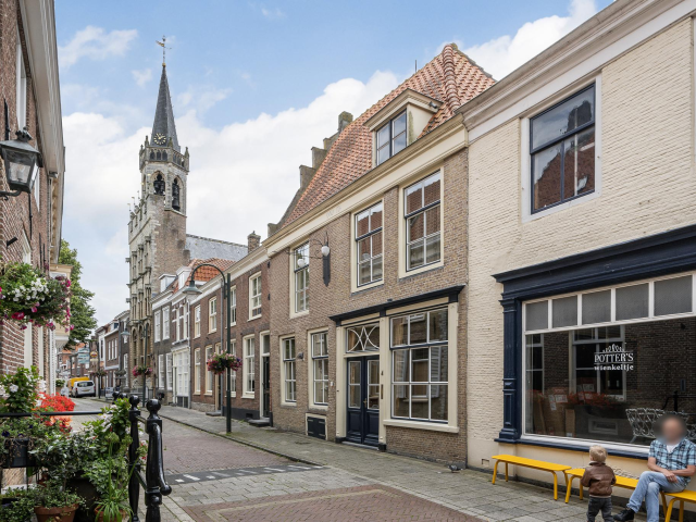 Hoogstraat 4