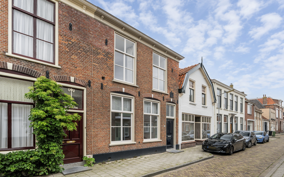 Hoogstraat 52