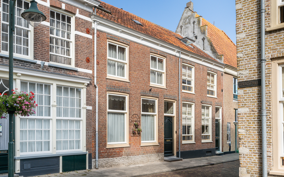 Hoogstraat 8