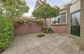 Kerkstraat 30