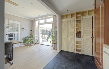Maria van Vlaanderenstraat 8