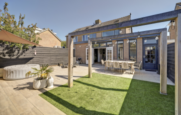 Maria van Vlaanderenstraat 8