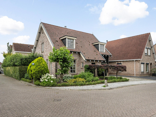 Philips van Dorpstraat 30
