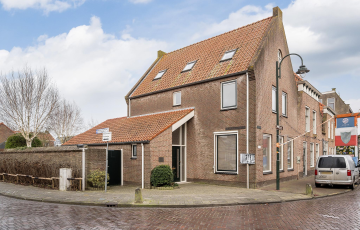 Voorstraat 1